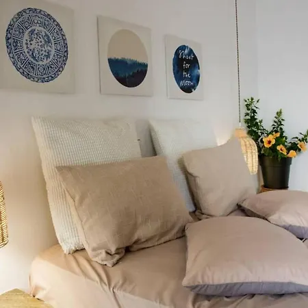 Traditional Cycladic Beauty * Kalloni (Tinos)